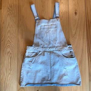 Overall dress